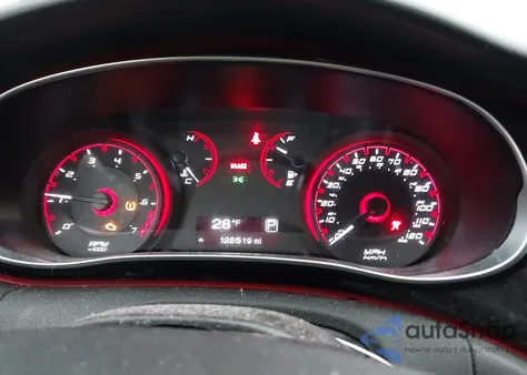 2015 Dodge Dart Sxt z USA, uszkodzony, nr VIN 1C3CDFBB1FD351749